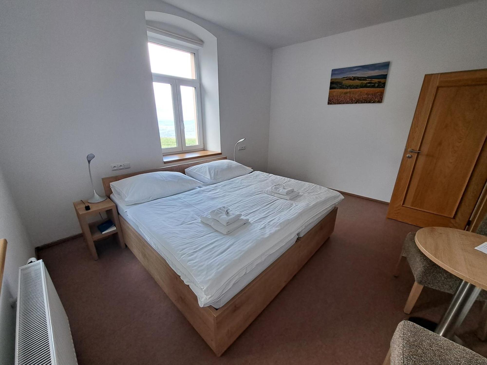 Hotel Poutni Dum Králíky Kültér fotó