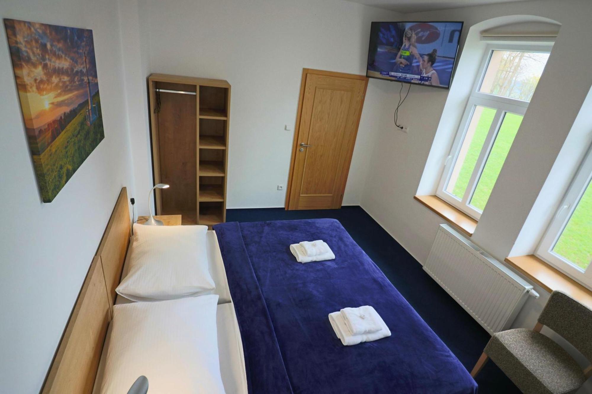 Hotel Poutni Dum Králíky Kültér fotó